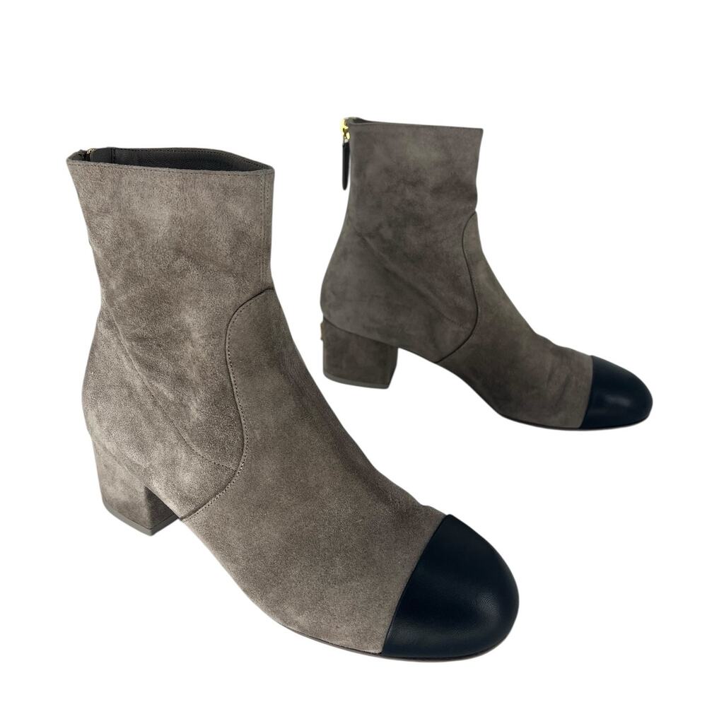 Chanel 2024 Cap Toe Interlocking CC Logo Suede Boots - Picture 6 of 16